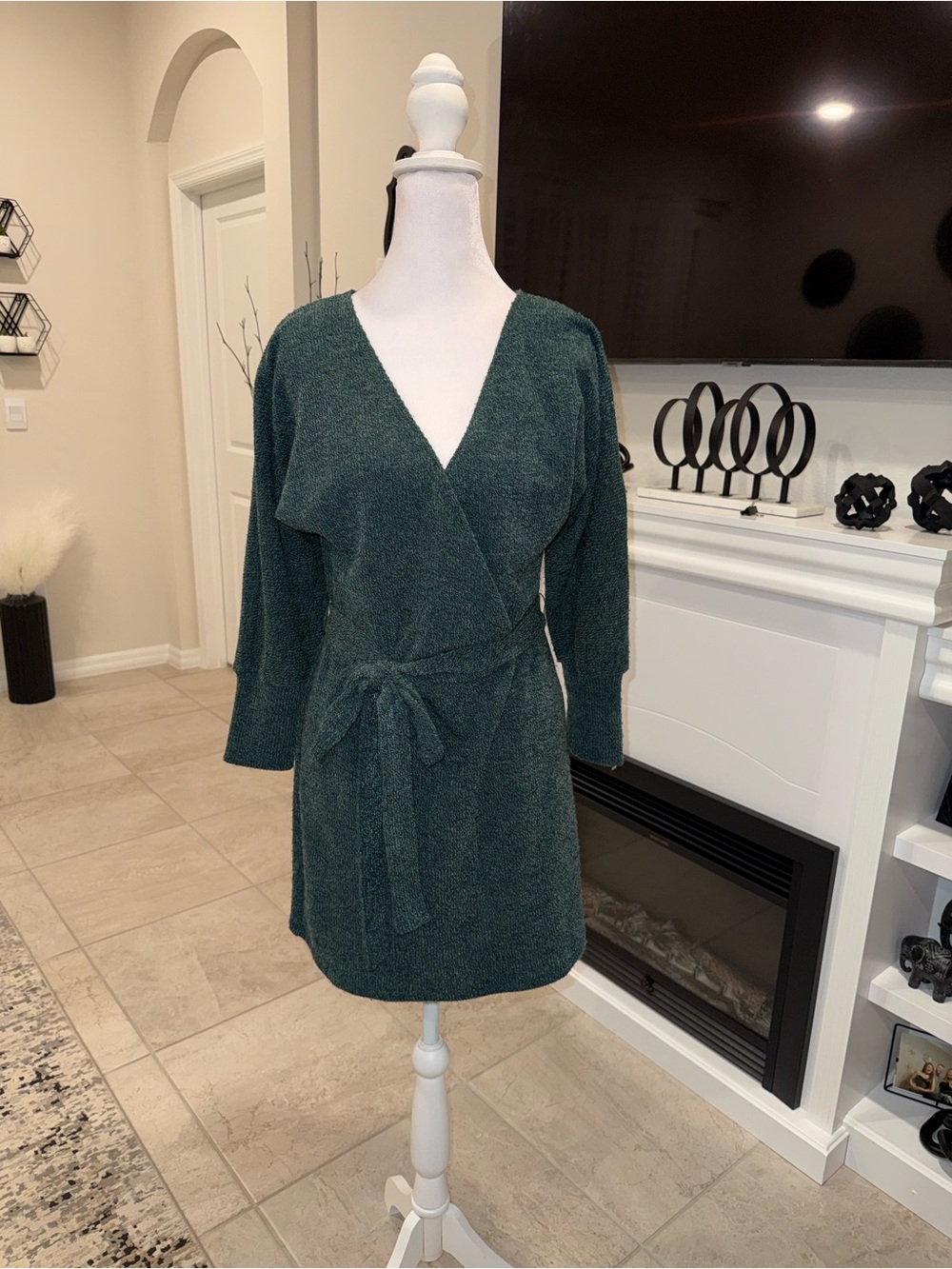 NWT Francesca's Collections Teal Green Wrap Mini Dress with Tie Waist Size M